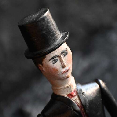 Top Hat and Tail