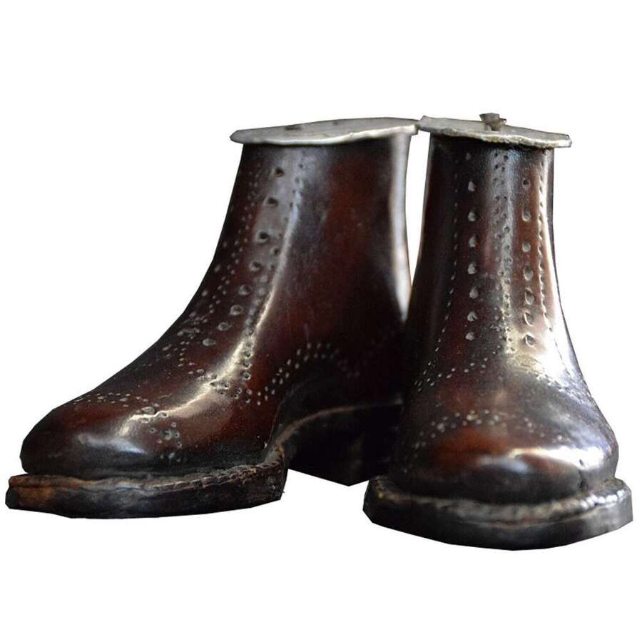 Apprentice shoes