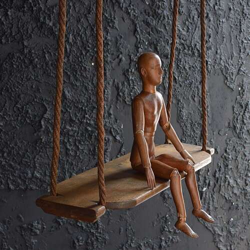 The Trapeze artist