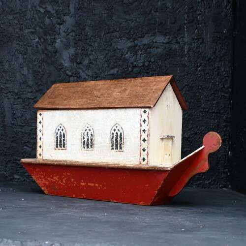 Large Noah’S Ark
