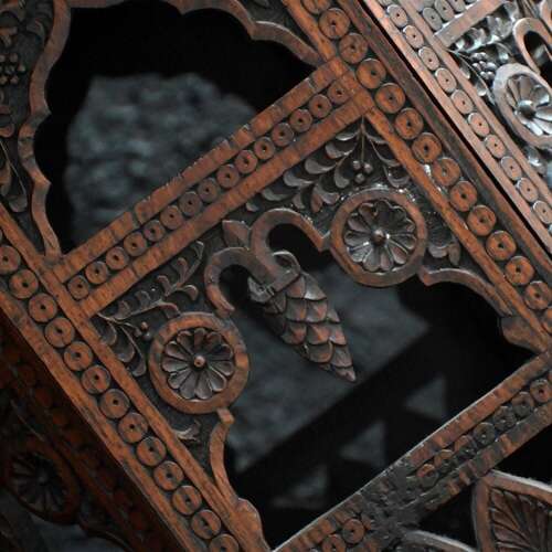 God Table